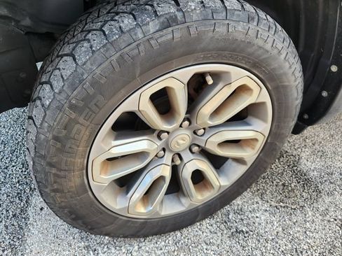 Used 2020 RAM 1500 Laramie w/ Sport Appearance Package RWD image 9