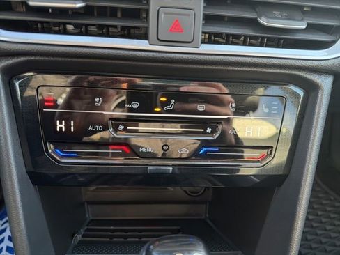 Certified 2025 Volkswagen Taos SEL w/ Black Wheel Plus Package image 14