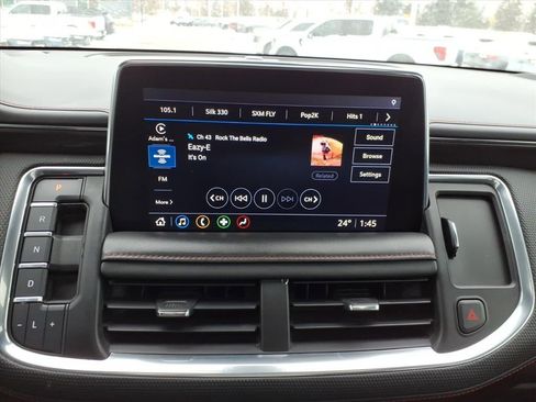 Used 2021 Chevrolet Suburban RST w/ Luxury Package image 19