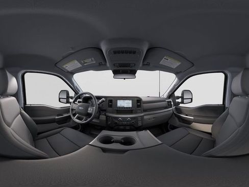 New 2025 Ford F250 XLT image 9