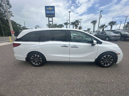 Used 2023 Honda Odyssey EX-L image 17