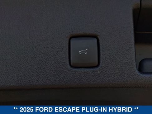 Certified 2025 Ford Escape PHEV image 14