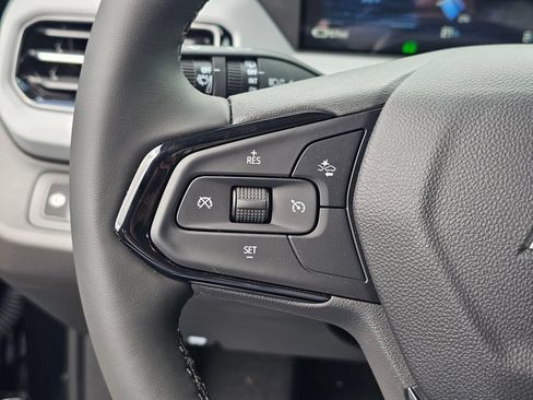 New 2027 Chevrolet Bolt LT w/ Comfort Package FWD image 26