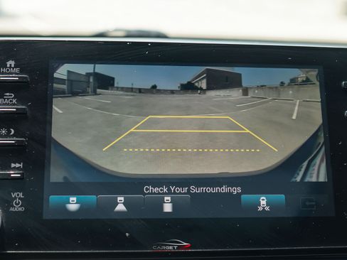 Used 2018 Honda Accord Touring image 31