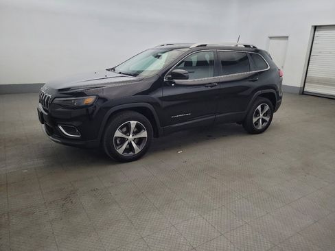 Used 2019 Jeep Cherokee Limited AWD/4WD image 2