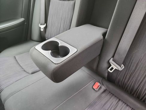 Used 2019 Nissan Sentra SV w/ Exterior Package image 26