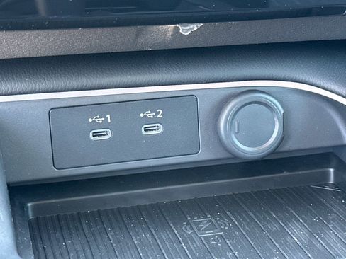 New 2026 Nissan Sentra SV w/ SV Convenience Package FWD image 29