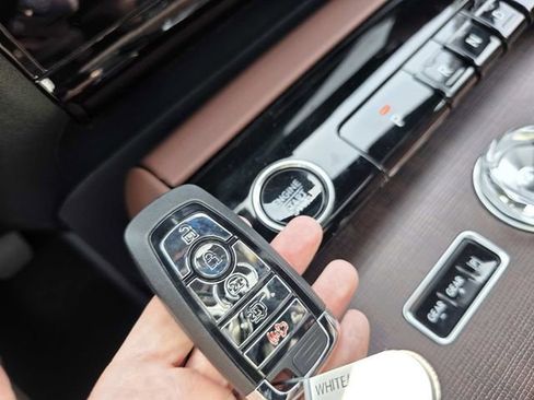 New 2026 Lincoln Navigator Reserve image 15