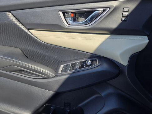 Used 2022 Subaru Ascent Limited w/ Technology Package image 20