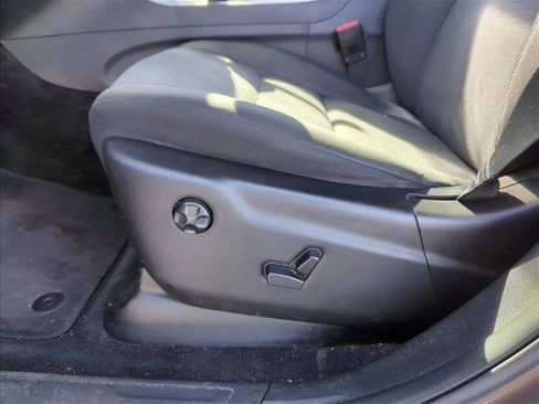 Used 2017 Jeep Grand Cherokee Laredo w/ Quick Order Package 23E image 13