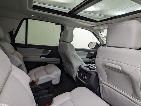 New 2025 Ford Expedition Platinum image 42