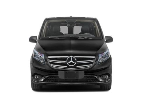 Used 2023 Mercedes-Benz Metris image 4