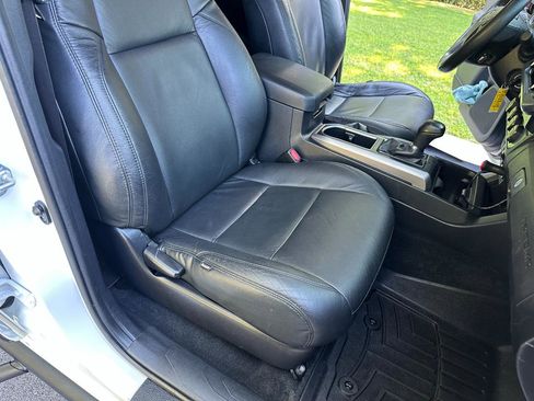 Used 2021 Toyota Tacoma SR5 w/ Technology Package AWD/4WD image 26