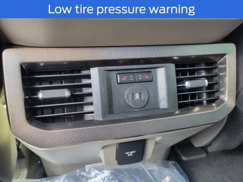 New 2025 Ford F350 Platinum w/ Platinum Plus Package image 19