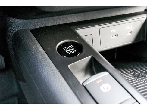 New 2026 Nissan Kicks SV image 19