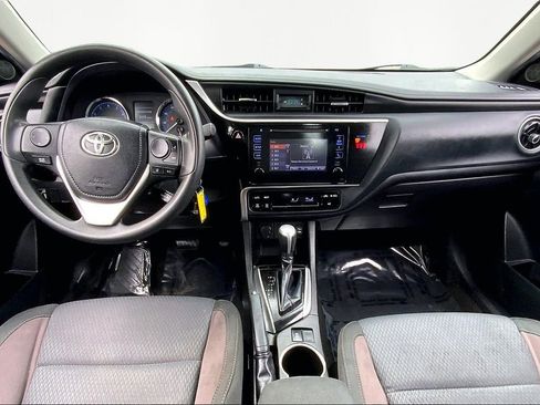 Used 2019 Toyota Corolla LE image 7
