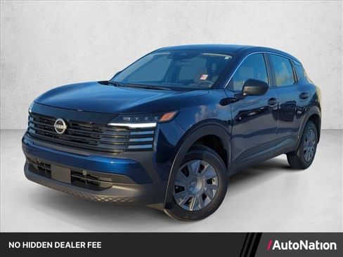 Used 2025 Nissan Kicks S FWD image 1