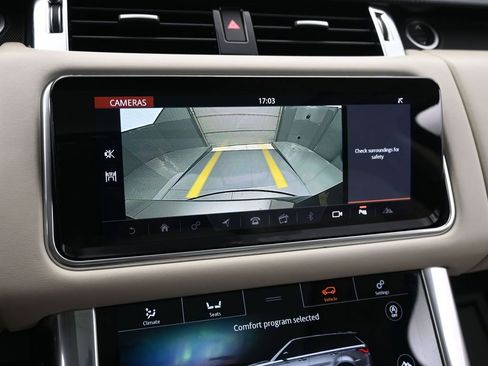 Used 2022 Land Rover Range Rover Sport HSE Dynamic image 11