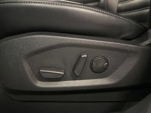 Used 2024 Ford Edge SEL AWD/4WD image 19