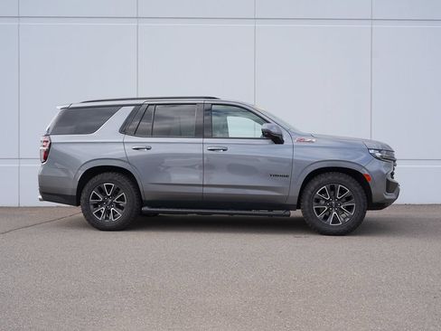 Used 2022 Chevrolet Tahoe Z71 w/ Z71 Off-Road Package AWD/4WD image 2