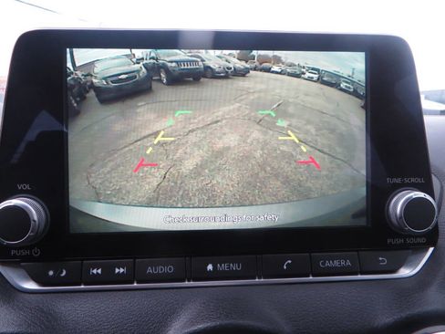 Used 2025 Nissan Sentra SV w/ Trunk Package FWD image 48
