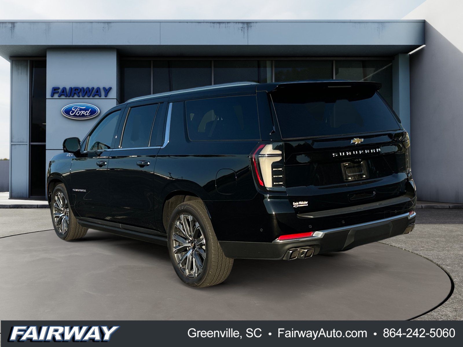 Used 2026 Chevrolet Suburban High Country AWD/4WD image 4