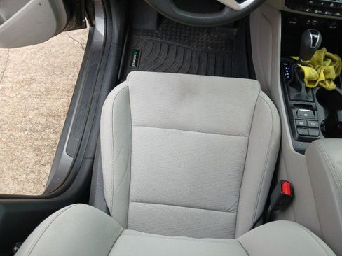 Used 2020 Hyundai Tucson SEL w/ Cargo Package image 16