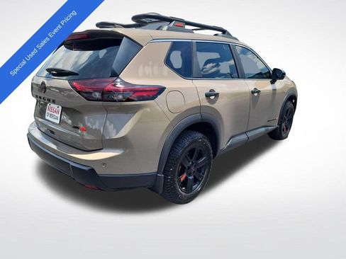 Used 2025 Nissan Rogue SV w/ Rock Creek Premium Package AWD/4WD image 4