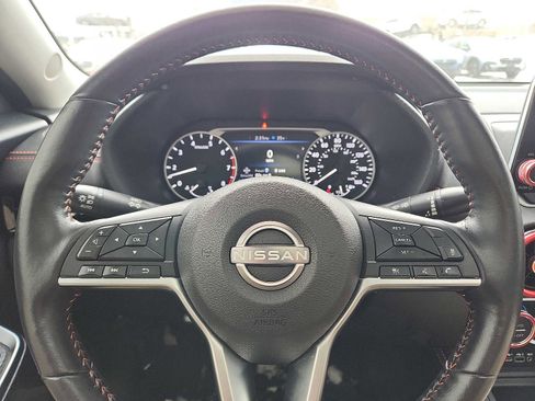 Used 2024 Nissan Sentra SR w/ SR Premium Package image 19