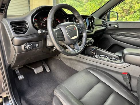 Used 2022 Dodge Durango GT w/ Blacktop Package AWD/4WD image 11