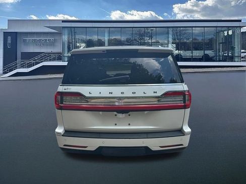 Used 2021 Lincoln Navigator Black Label w/ Cargo Convenience Package AWD/4WD image 7