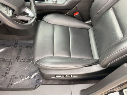 Used 2023 Cadillac XT4 Premium Luxury image 12