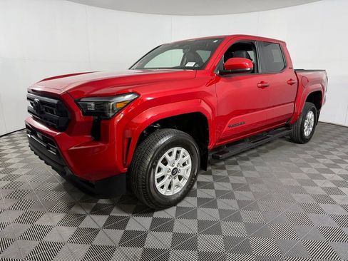 Used 2024 Toyota Tacoma SR5 RWD image 9