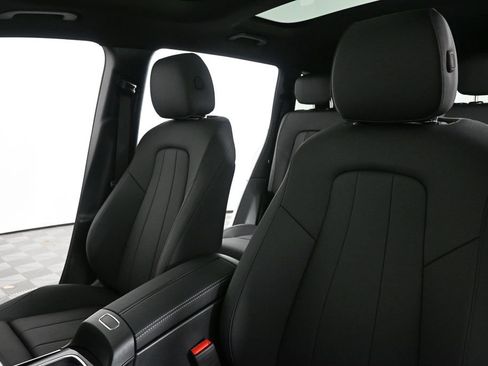 New 2026 Mercedes-Benz GLB 250 image 5