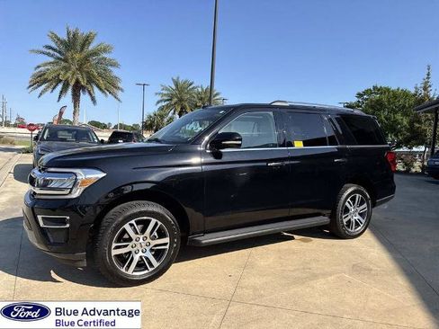 Certified 2024 Ford Expedition Limited AWD/4WD image 5
