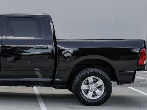 Used 2022 RAM 1500 Classic SLT RWD image 18