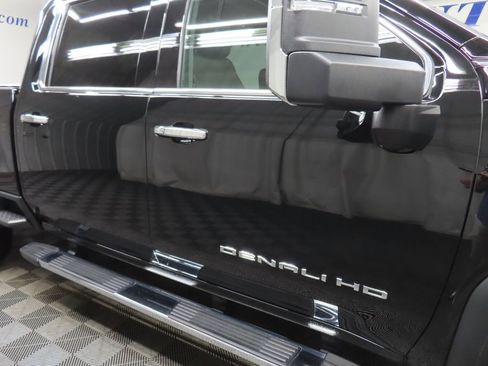 Used 2025 GMC Sierra 2500 Denali w/ Denali Reserve Package AWD/4WD image 40
