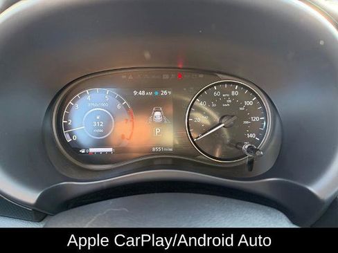 Certified 2024 Nissan Kicks SV image 17