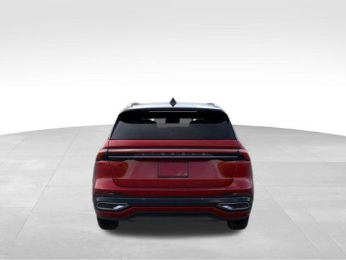 New 2026 Lincoln Nautilus Reserve image 6