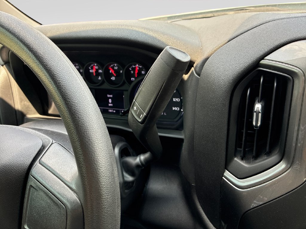 Used 2025 Chevrolet Silverado 1500 Custom RWD image 15