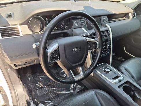 Used 2017 Land Rover Discovery Sport SE AWD/4WD image 11