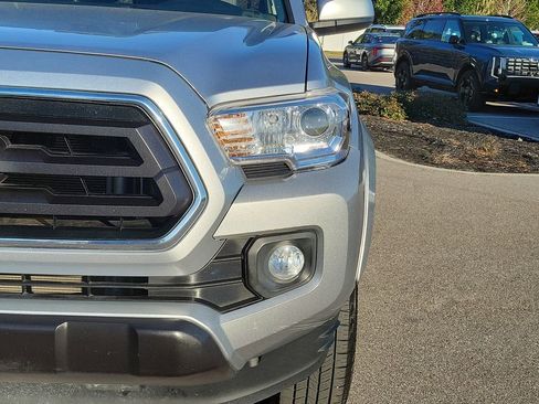 Certified 2023 Toyota Tacoma SR5 image 7