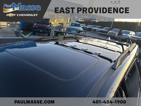 Used 2021 Chevrolet Traverse Premier w/ Redline Edition image 9