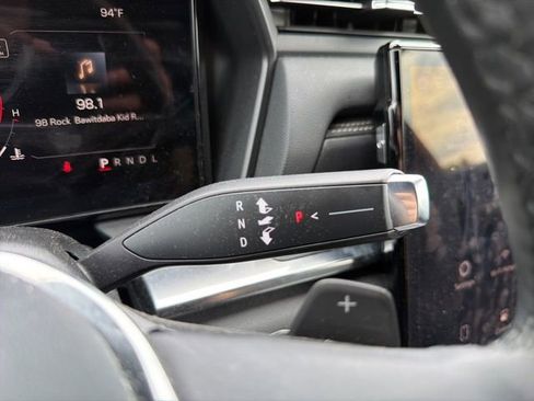 Used 2025 GMC Terrain Elevation image 29