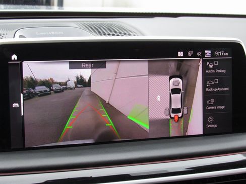 Used 2020 BMW ALPINA B7 xDrive w/ Luxury Rear Seating Package image 40