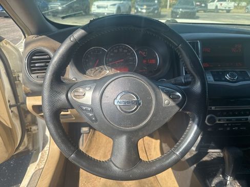 Used 2010 Nissan Maxima 3.5 S FWD image 4
