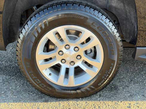 Used 2020 Chevrolet Suburban LT image 93