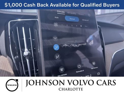 New 2026 Volvo XC60 B5 Plus w/ Protection Package Premier AWD/4WD image 21