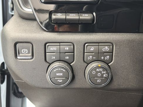 New 2026 Chevrolet Silverado 3500 High Country w/ Technology Package image 22