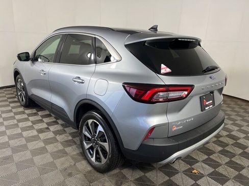 Certified 2023 Ford Escape Platinum image 5